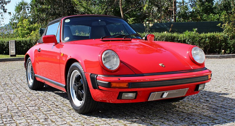 1986 Porsche 911 Carrera 3.2 Cabriolet